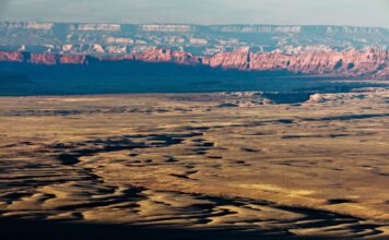 House Rock Valley within the proposed Baaj Nwaavjo I’tah Kukveni Grand Canyon National Monument. Baaj Nwaavjo means “where tribes roam” for the Havasupai Tribe, and I’tah Kukveni means “our footprints” for the Hopi Tribe. Photo credit: Taylor McKinnon / Center for Biological Diversity